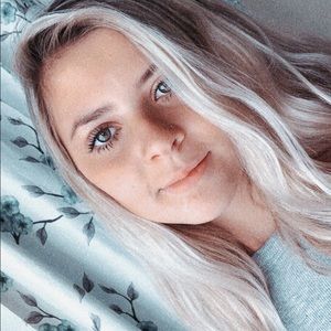 Meet your Posher, Delaney